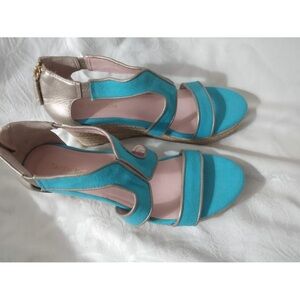 TARYN ROSE turquoise & silver espadrilles/wedges size 8.5